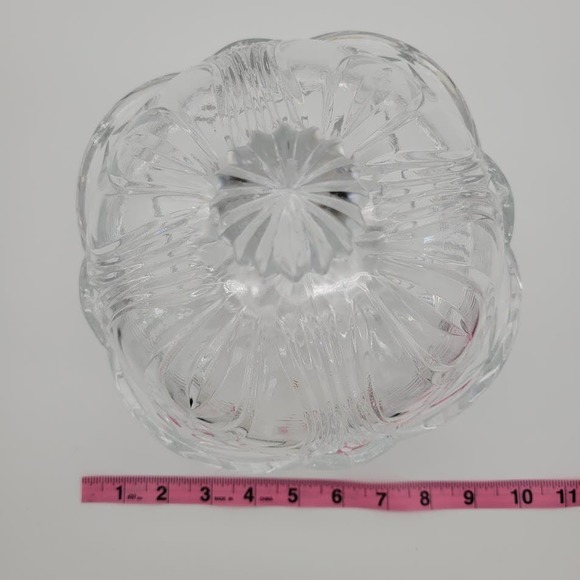 Imperial Crystal Eclipse 24% Lead Crystal Covered‎ Dish, Made in Poland - Picture 4 of 6